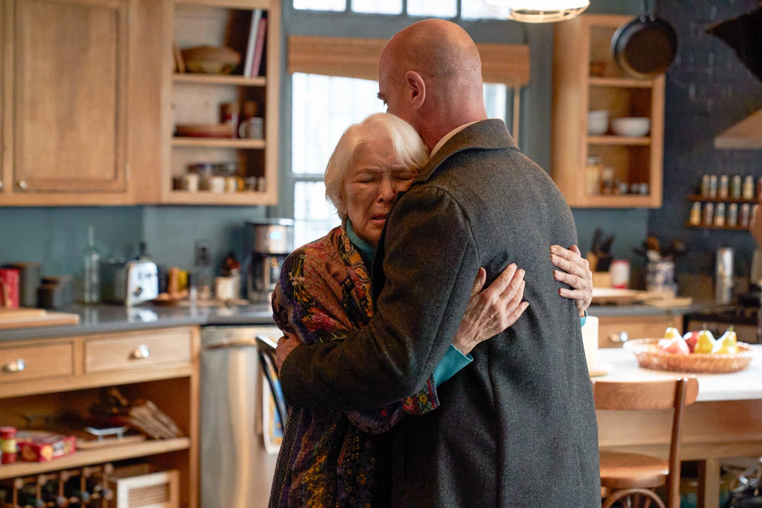 Ellen Burstyn Reflects On Career In Interview With TV Son Chris Meloni