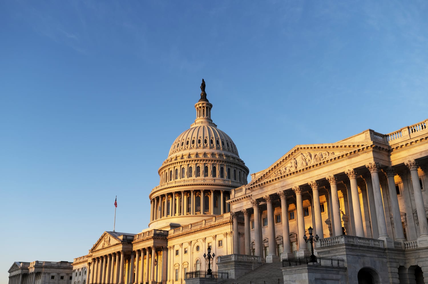 U.S. Senate approves bill to make daylight saving time permanent