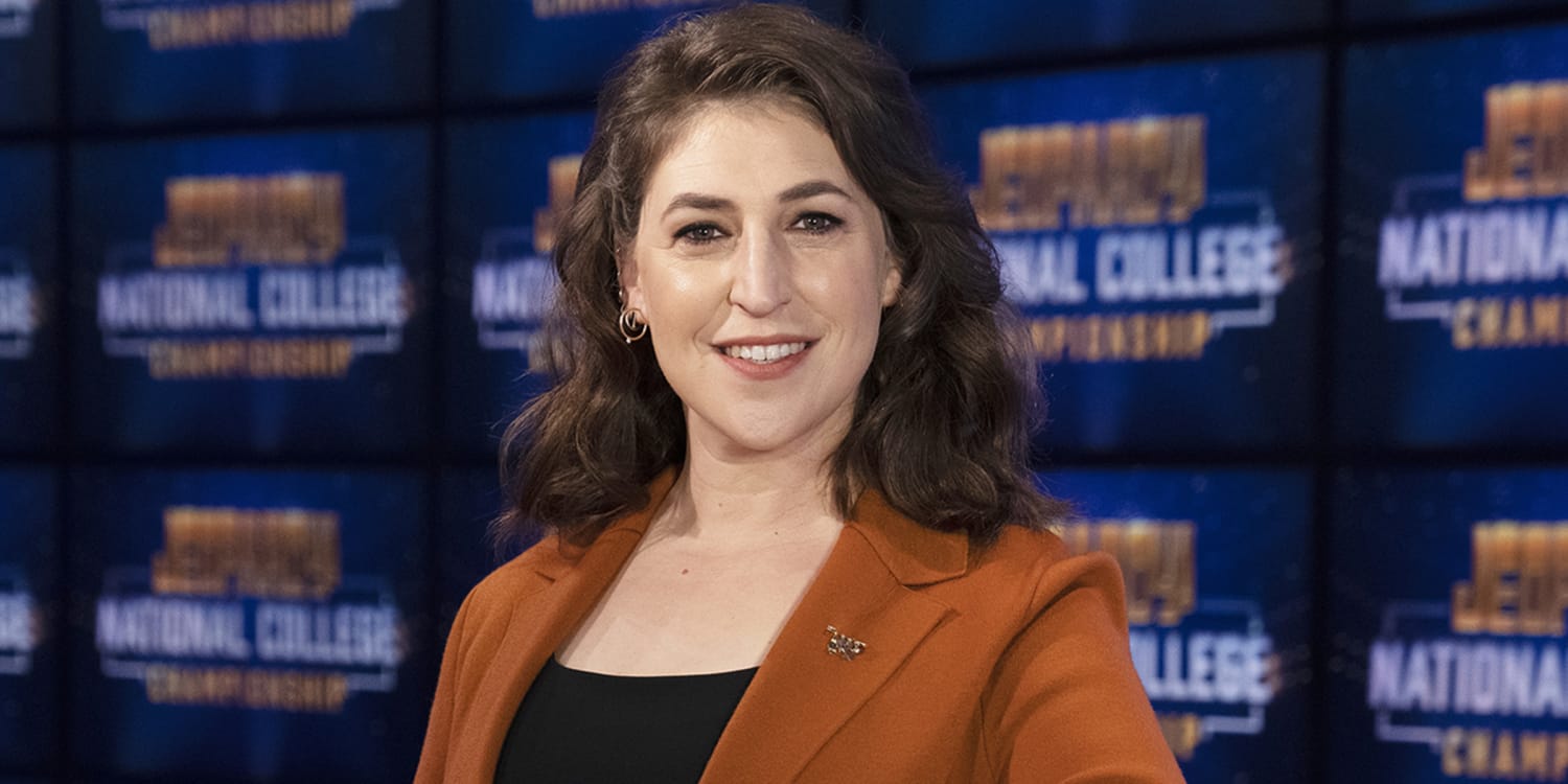 Mayim Bialik Talks Reaction to &amp;#39;Single Jeopardy&amp;#39; Comment