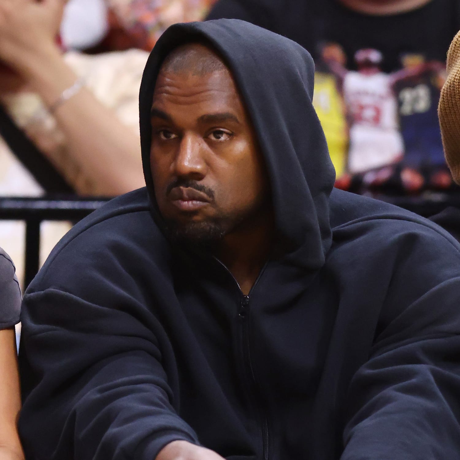 Kanye West's Twitter is no longer suspended : r/Kanye