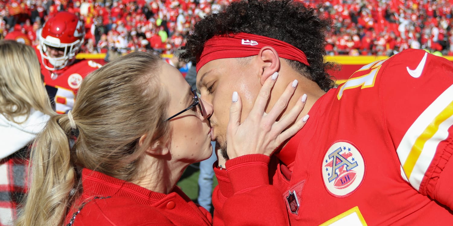 Patrick Mahomes' mother shares adorable throwback image to celebrate his  marriage with Brittany Matthews