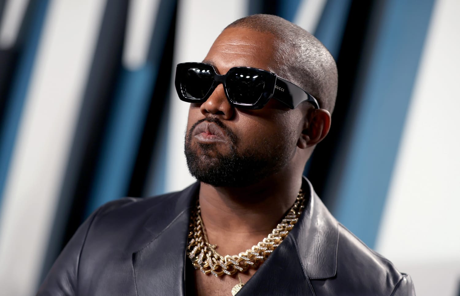 Kanye West krijgt nieuw 'titanium kunstgebit'