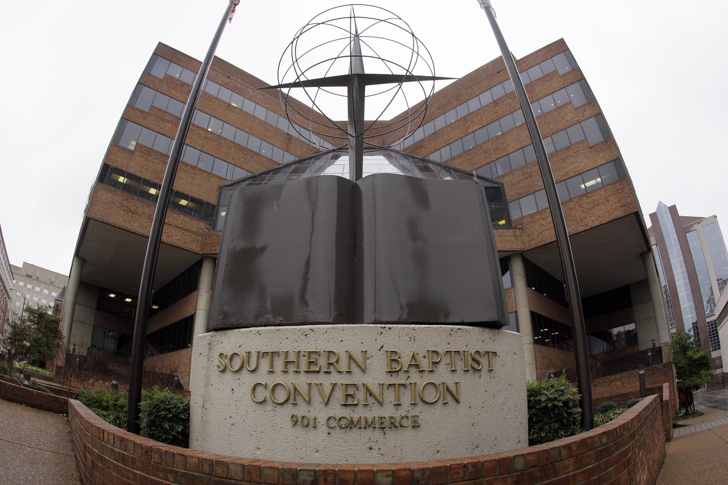 Report: Top Southern Baptists stonewalled clergy sex abuse victims