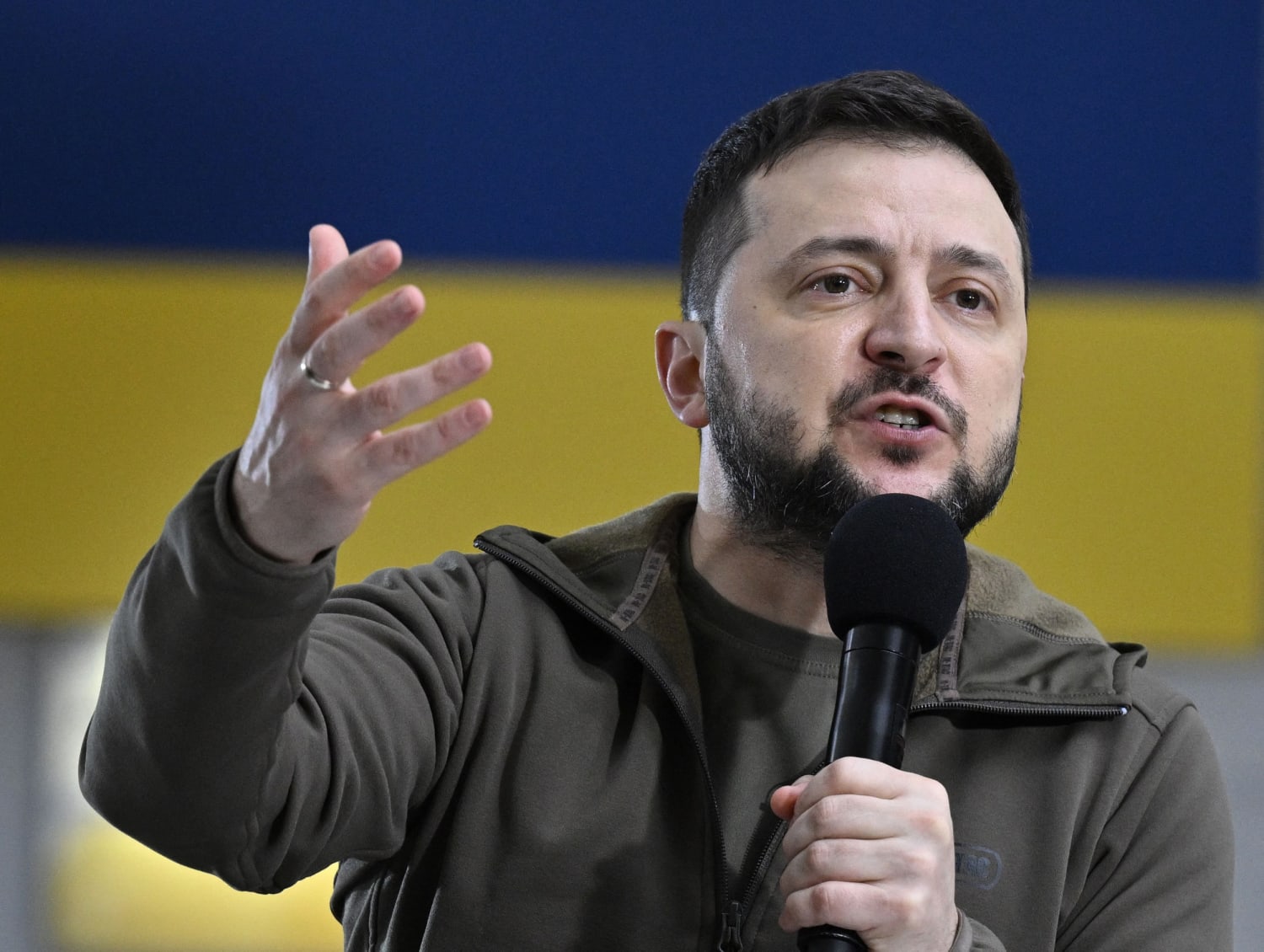 Baseball signed by Zelenskyy on Boston auction block for Ukraine