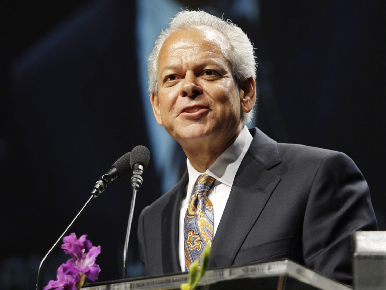 southern-baptist-members-detail-alleged-grooming-sexual-misconduct-among-clergy-in-new-report