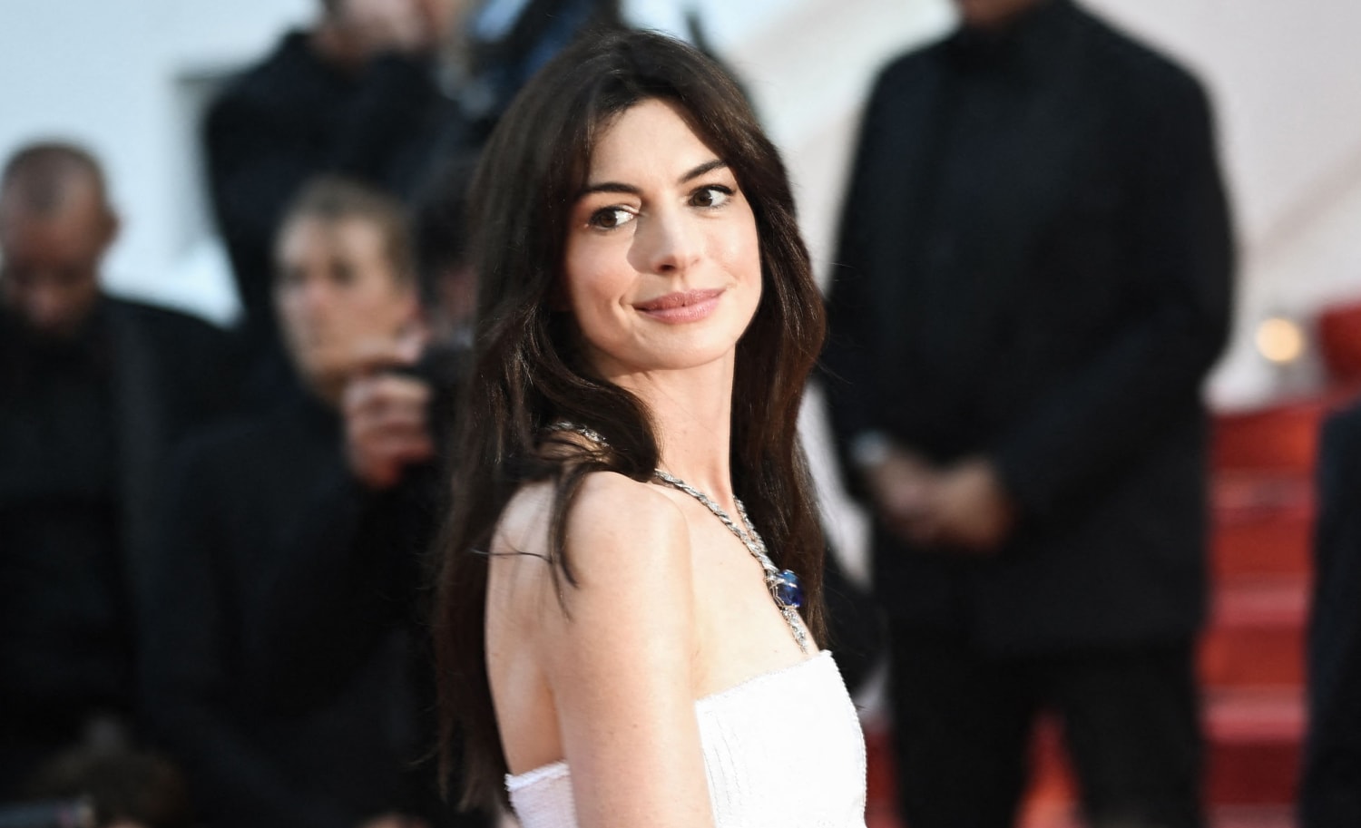 Anne Hathaway stuns in Bulgari high jewellery at Cannes as she becomes new  brand ambassador - Something About Rocks
