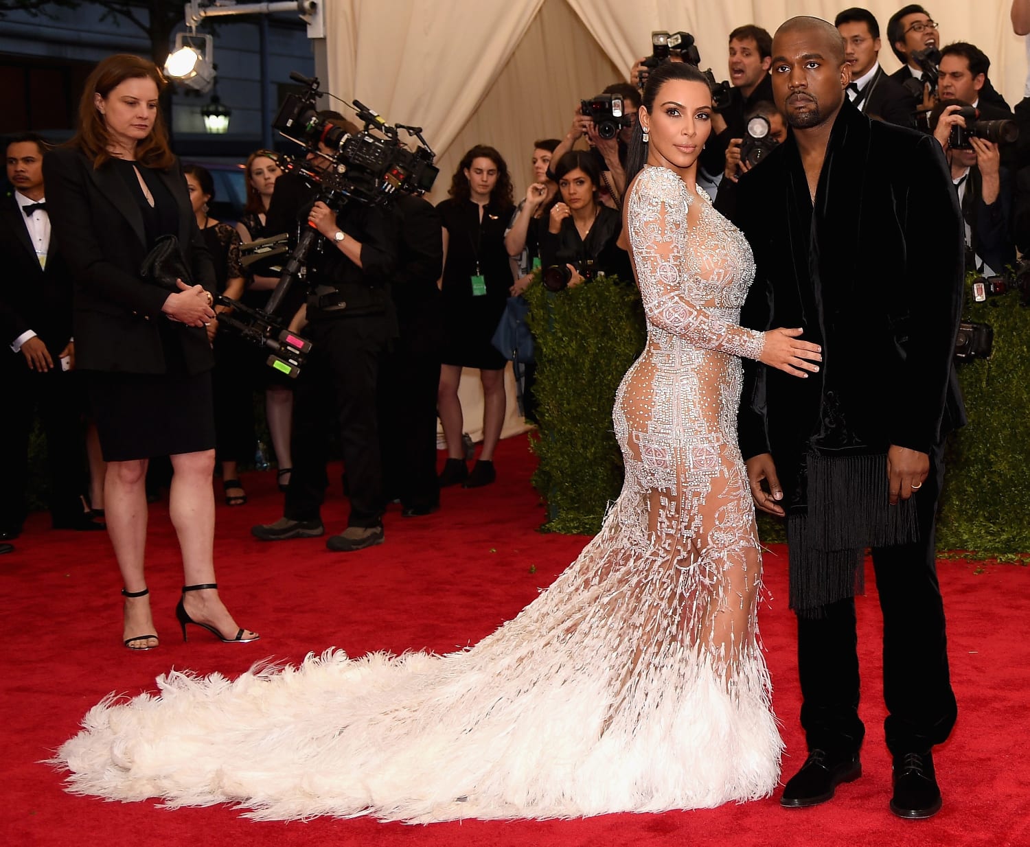 Met Gala 2015: Photos of the Celebrities and their Designer Dresses