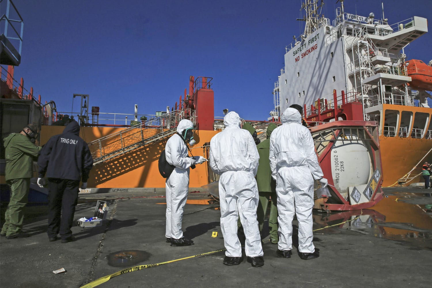 Chlorine gas leak at least 12, injures 251 at Jordan port