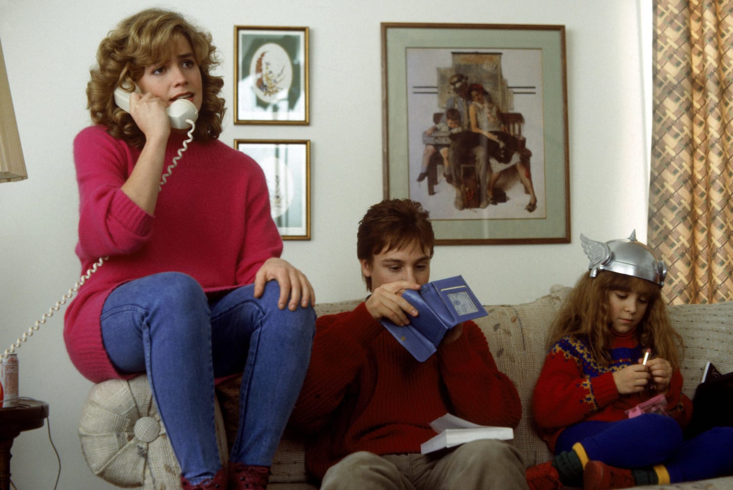 How Adventures in Babysitting led to Elisabeth Shues Oscar-nominated role pic