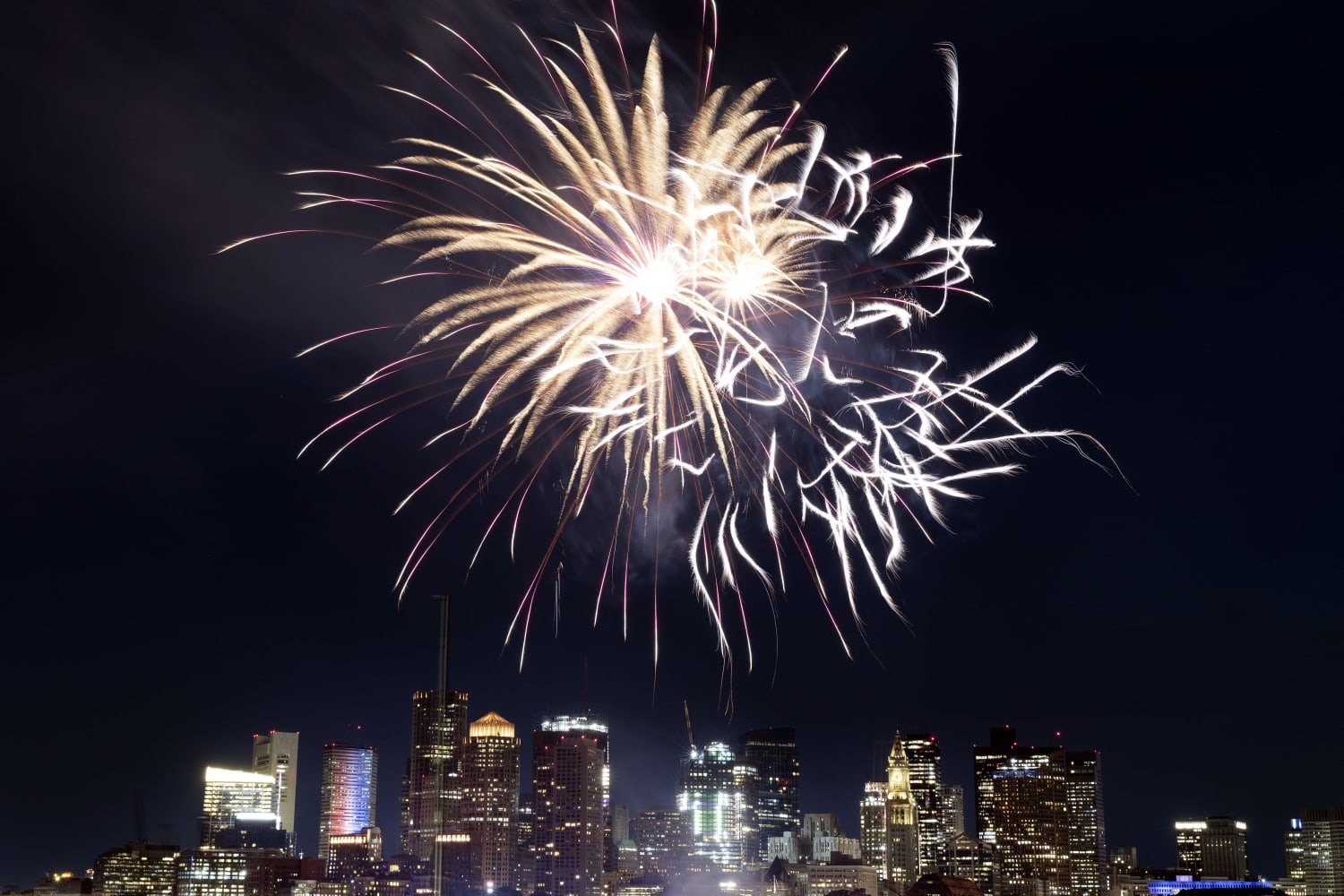 City apologizes for saying 'a lot of people probably don't want to celebrate our nation'