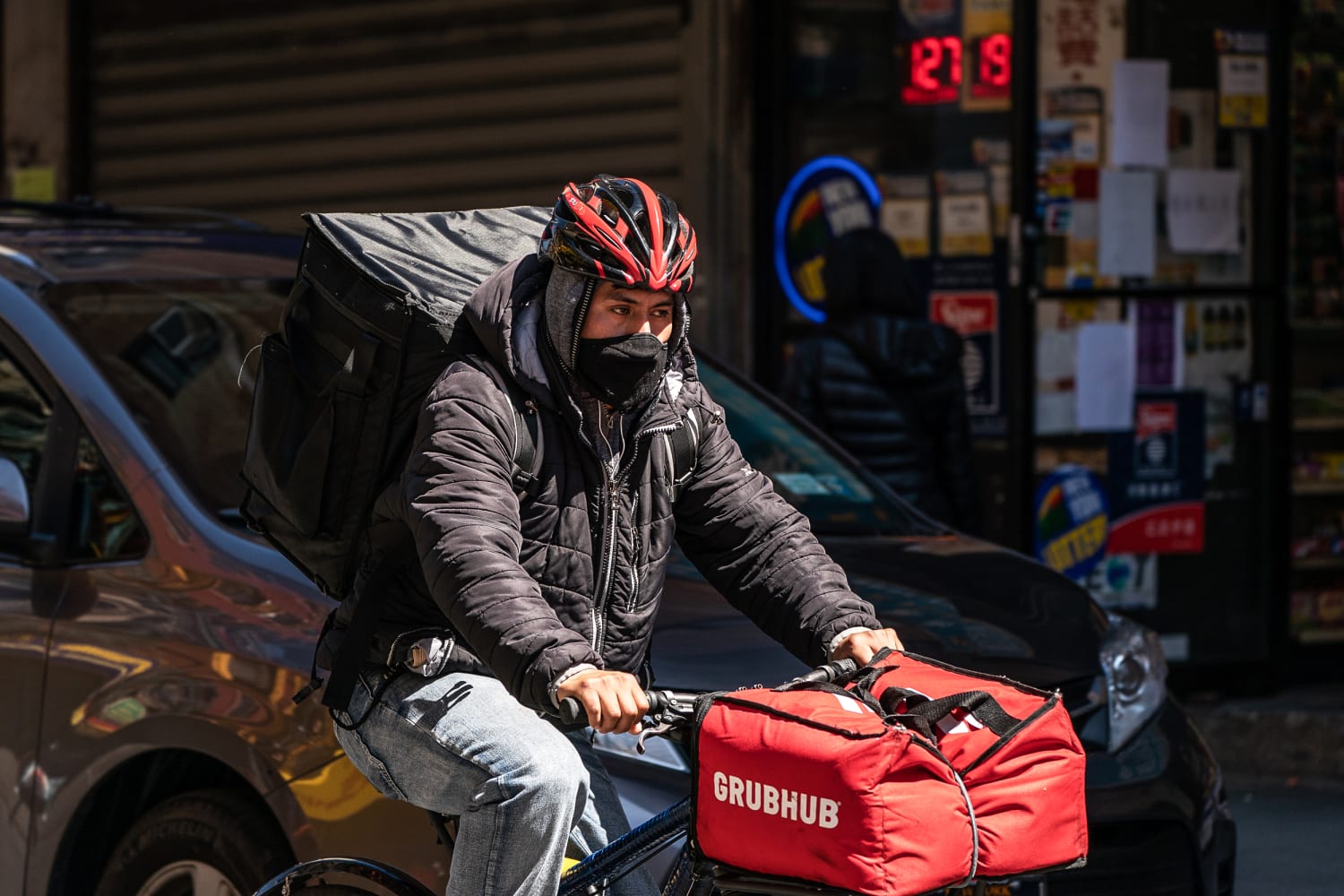 DoorDash, Uber sue NYC on deliverer wages