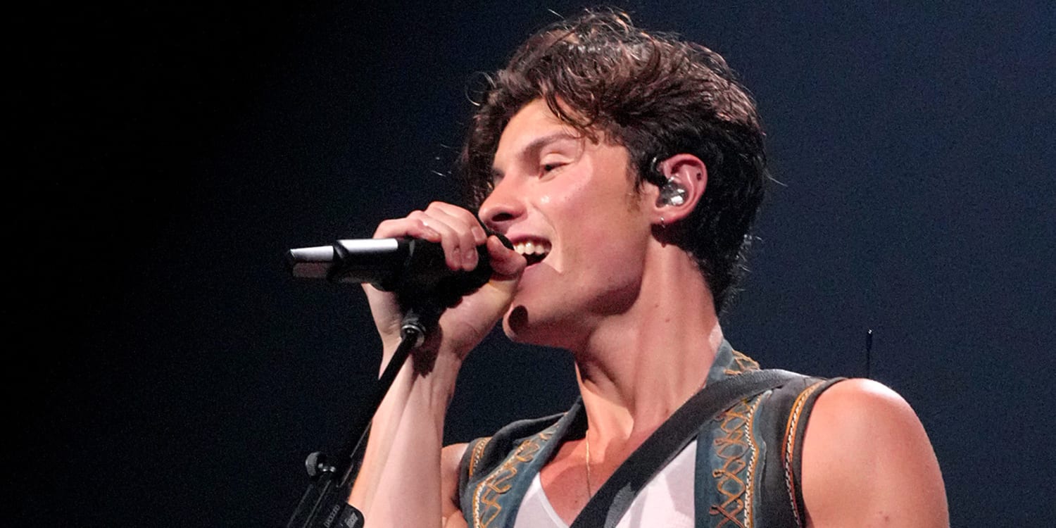 Shawn Mendes Patience - Shawn Mendes World Tour Enmore Theatre Sydney NSW  2/11/16 