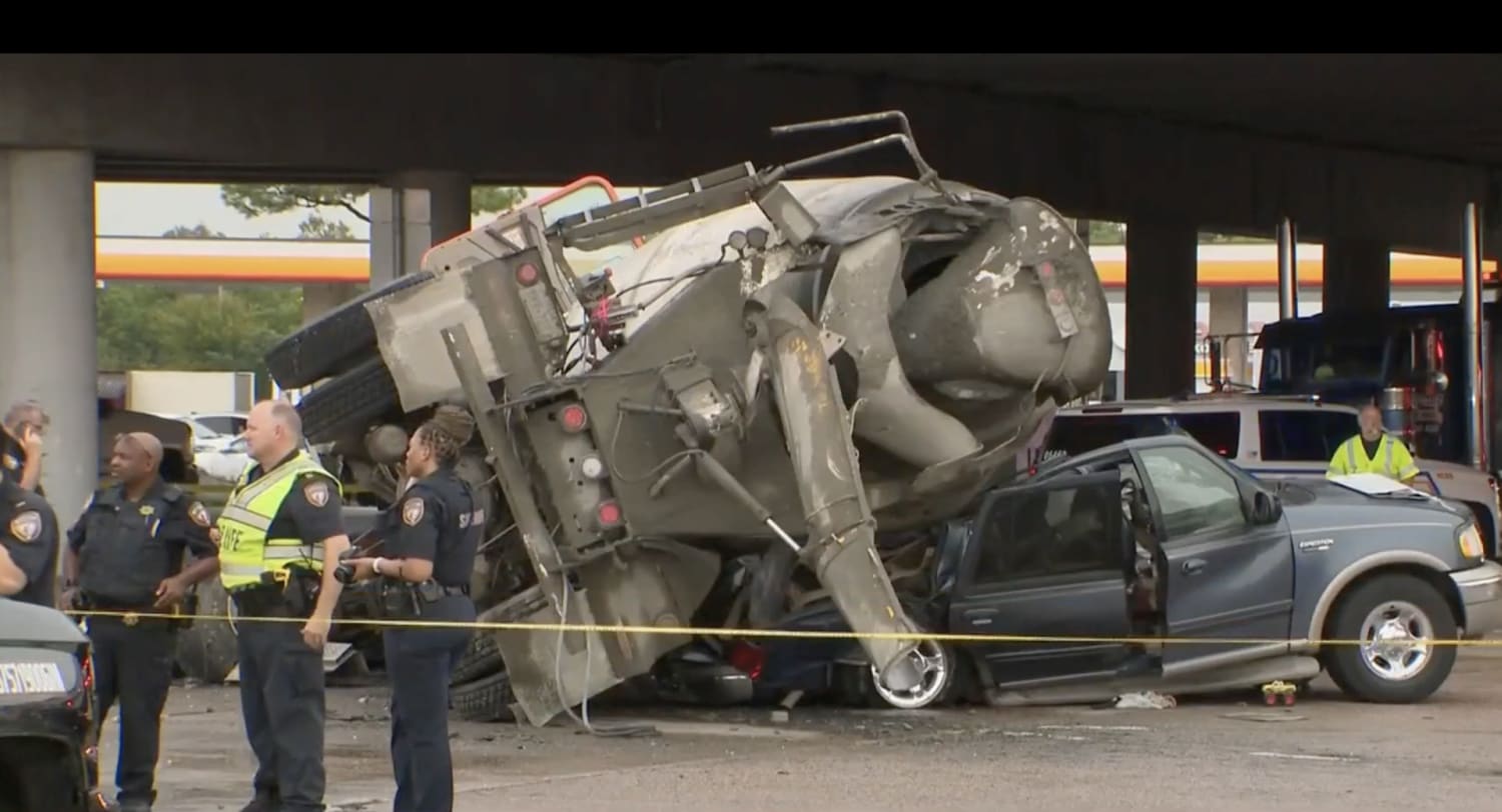 22-month-old-child-killed-in-Texas-when-cement-truck-falls-from-overpass-onto-vehicle