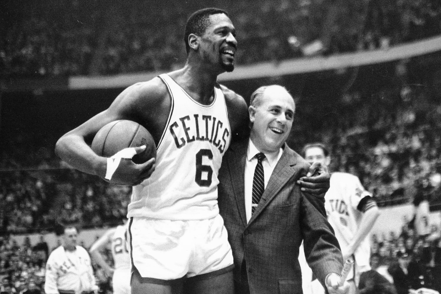 NBA to honor Bill Russell by retiring No. 6  across the league