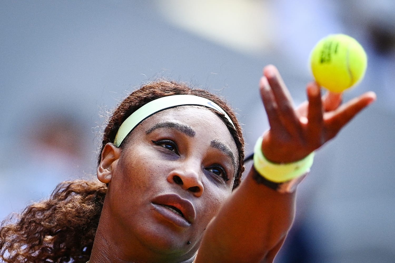 Serena Williams retiring: Athlete announces she's stepping away from tennis  to focus on family