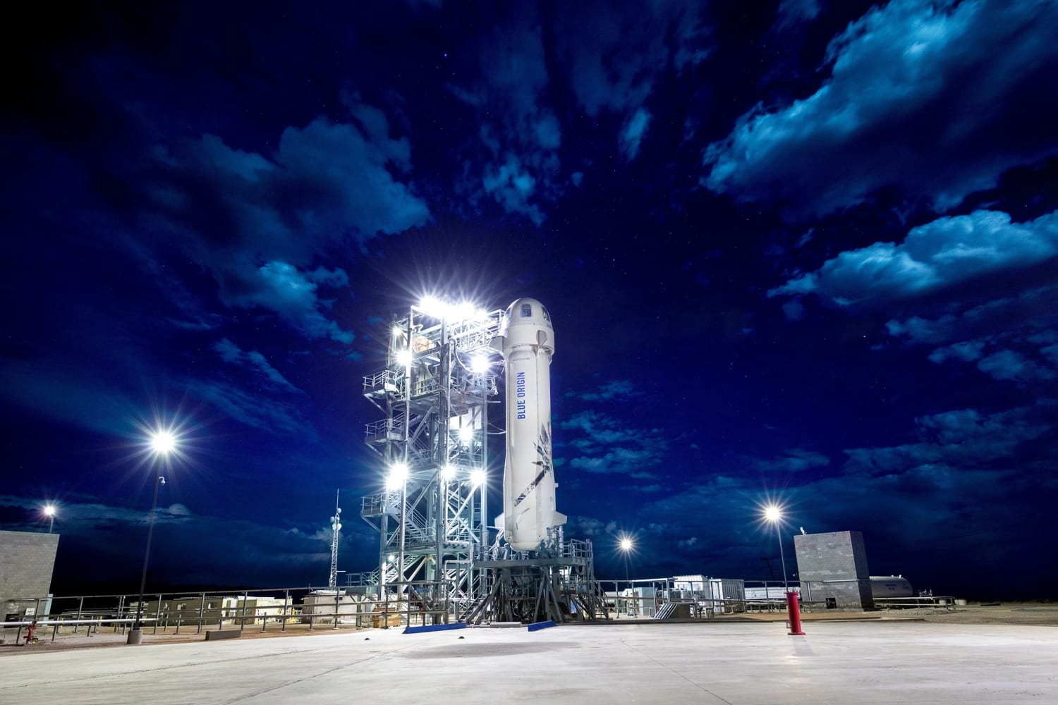Blue Origin rocket mishap triggers escape system