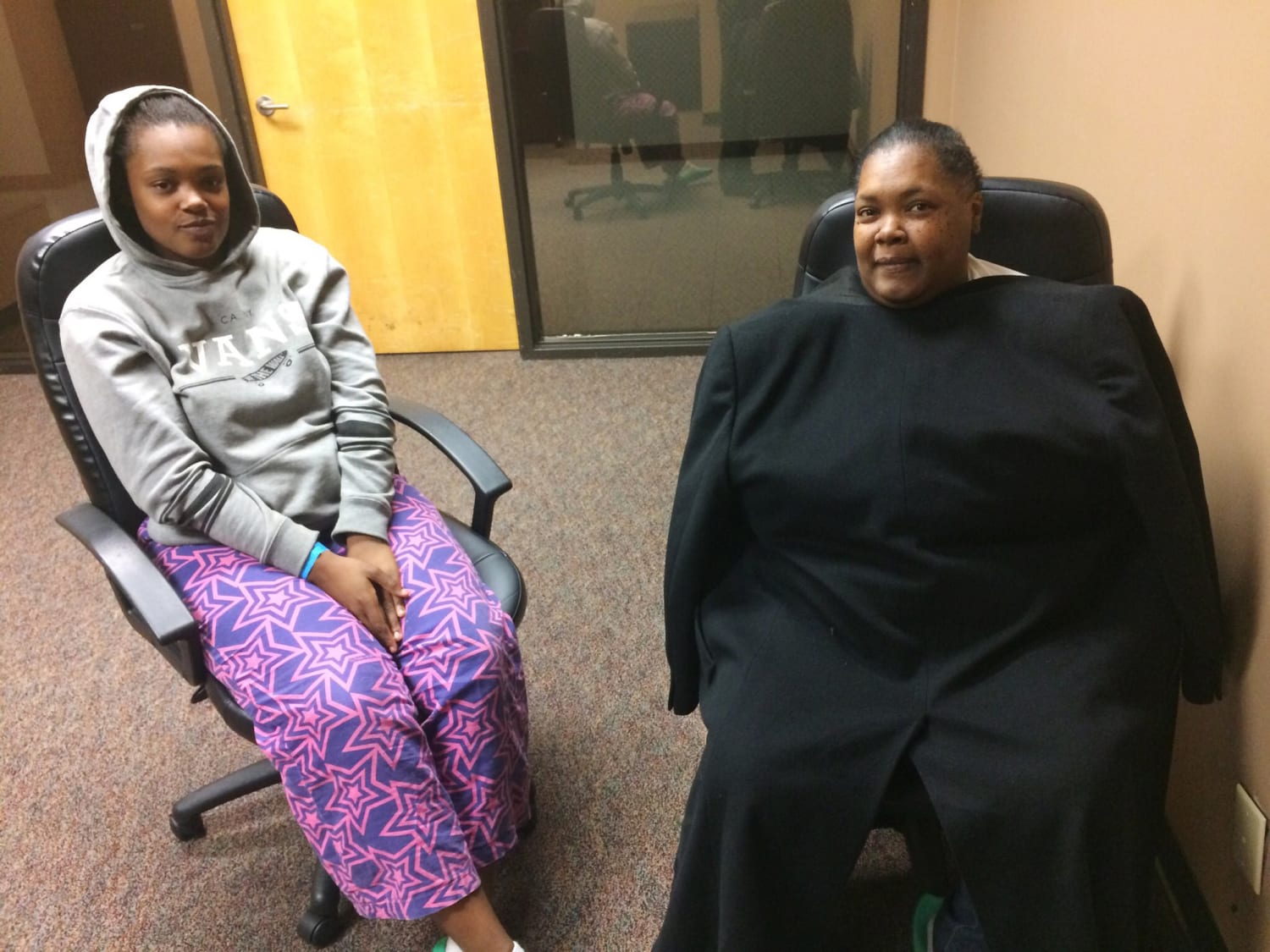 Black mother violently arrested after she called police on neighbor settles lawsuit