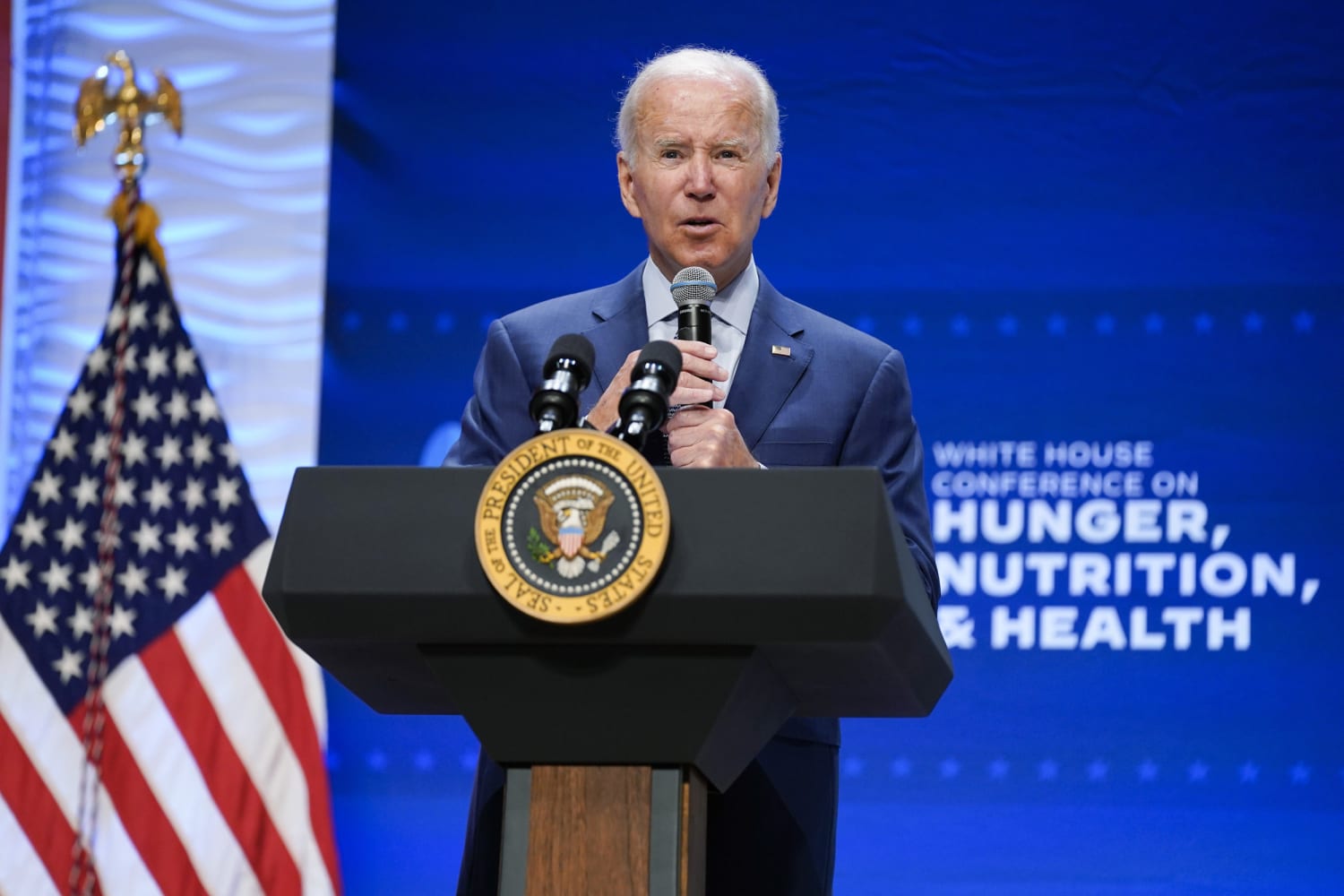 Biden Praying For Hospitalized NFL Player, Spokeswoman Says - Bloomberg