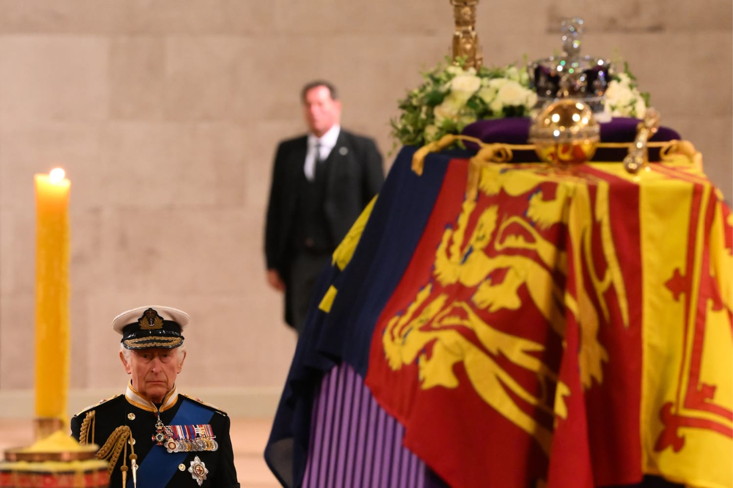 Queen Elizabeth’s children stand guard around her coffin in somber vigil