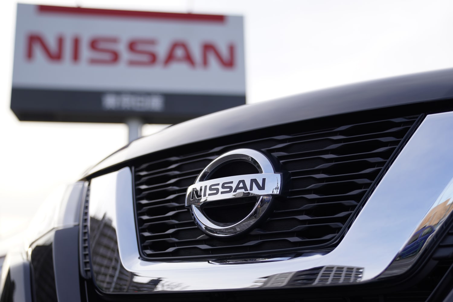 Nissan recalls over 200,000 pickups due to risk of rolling away