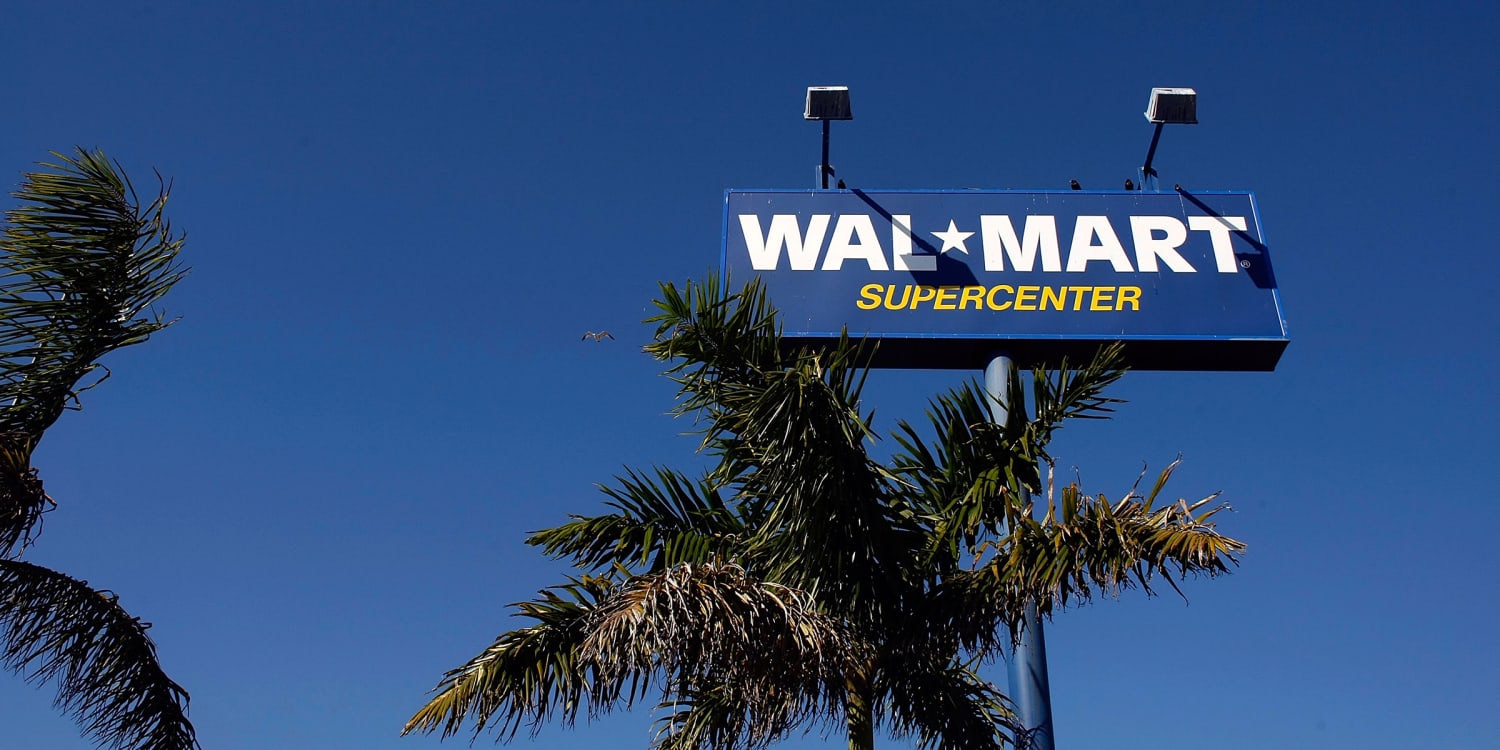 Is Walmart Open on Labor Day 2022? Get the Store's Holiday Hours