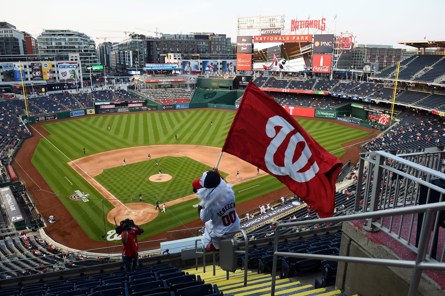 Washington Nationals Give Girl Gift After Adult Fan Nabs Her Ball
