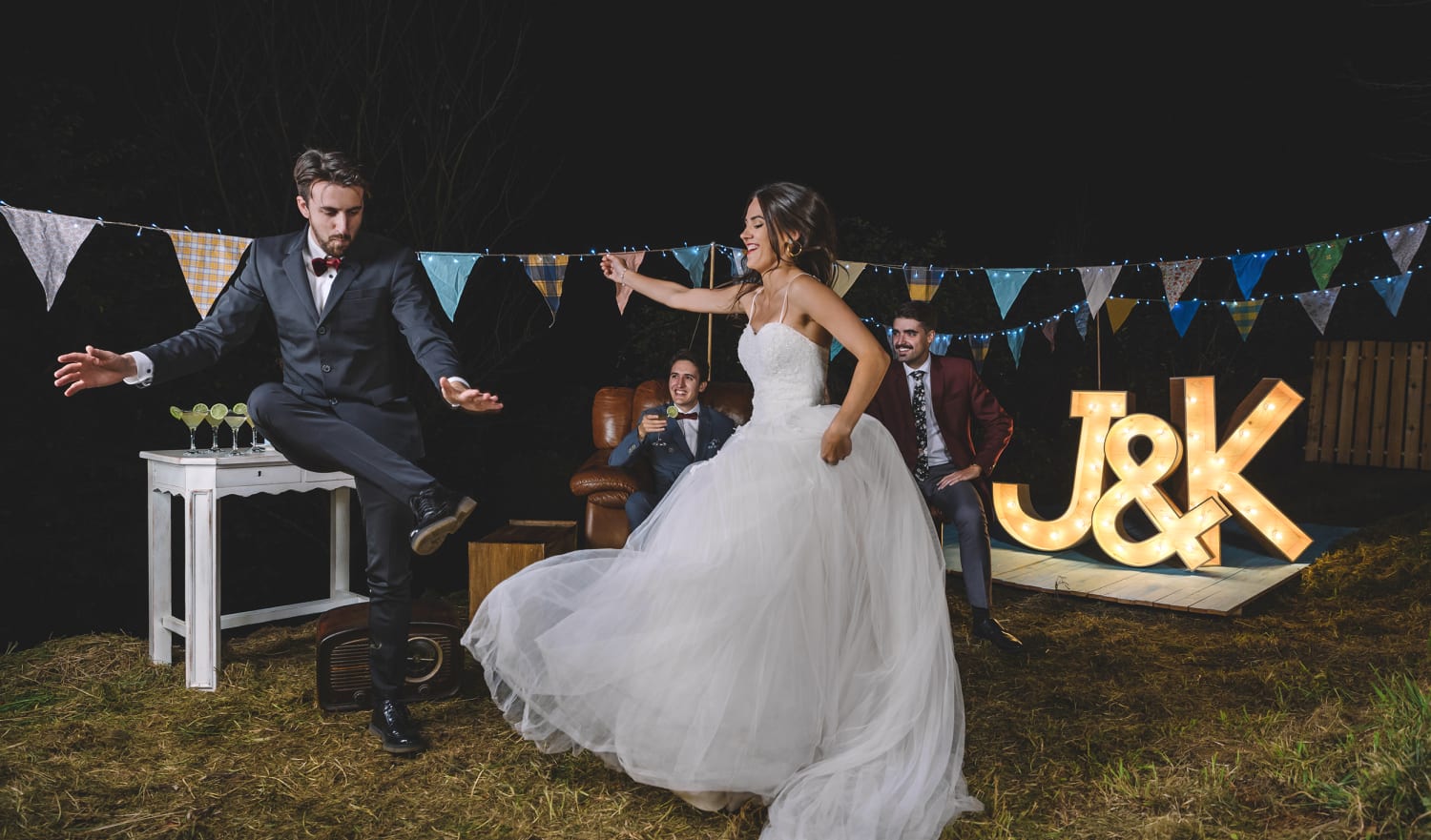 35 Best Wedding Songs to Dance to