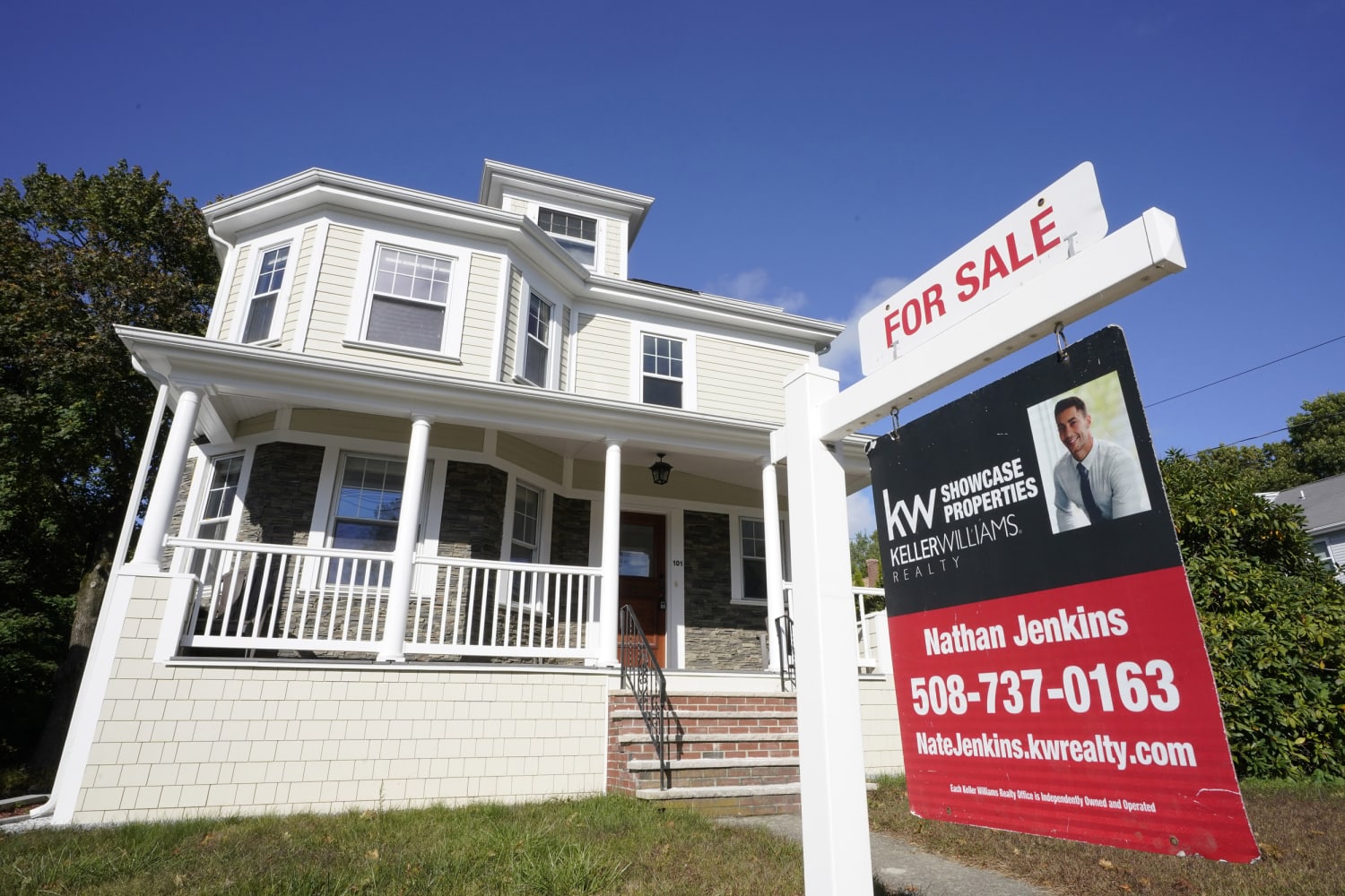Five charts that explain the housing market decline