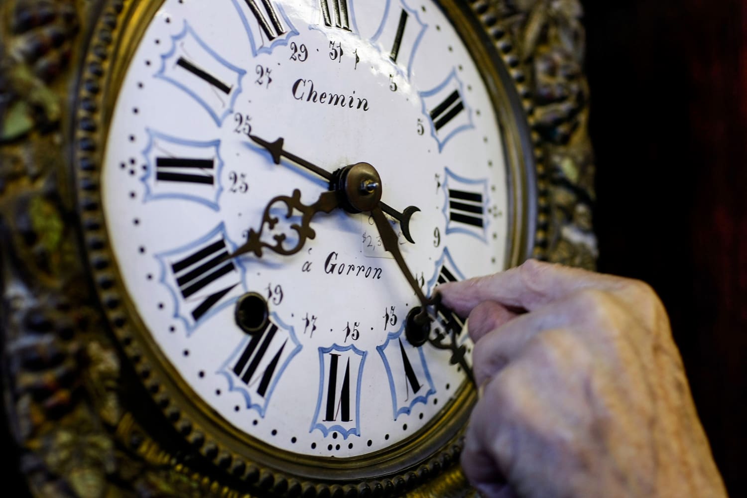 Daylight Saving Time ends 2-a.m. Sunday: Turn clocks back 1 hour tonight «  KJAN