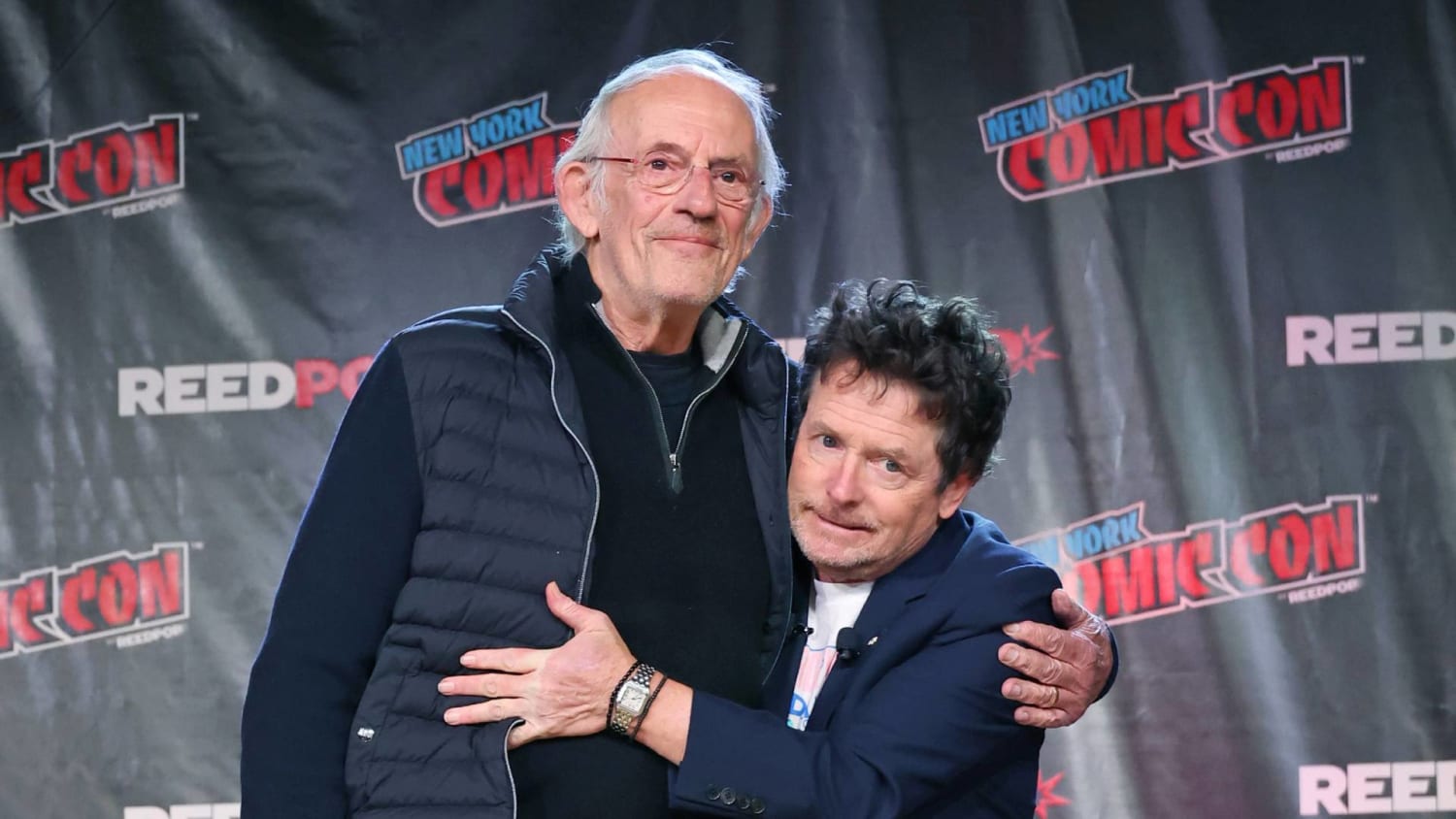 Michael J Fox Peliculas Y Programas De Television Michael J. Fox y Christopher Lloyd se reunieron en la Comic Con