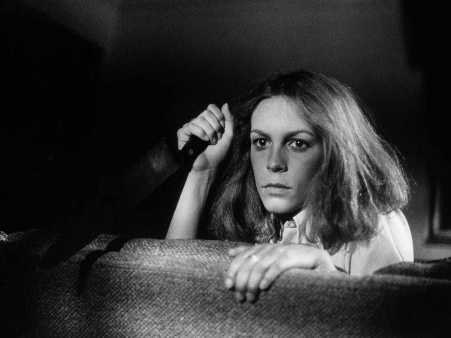 See Jamie Lee Curtis On The Set Of 'Halloween' In 70s-Era Photos