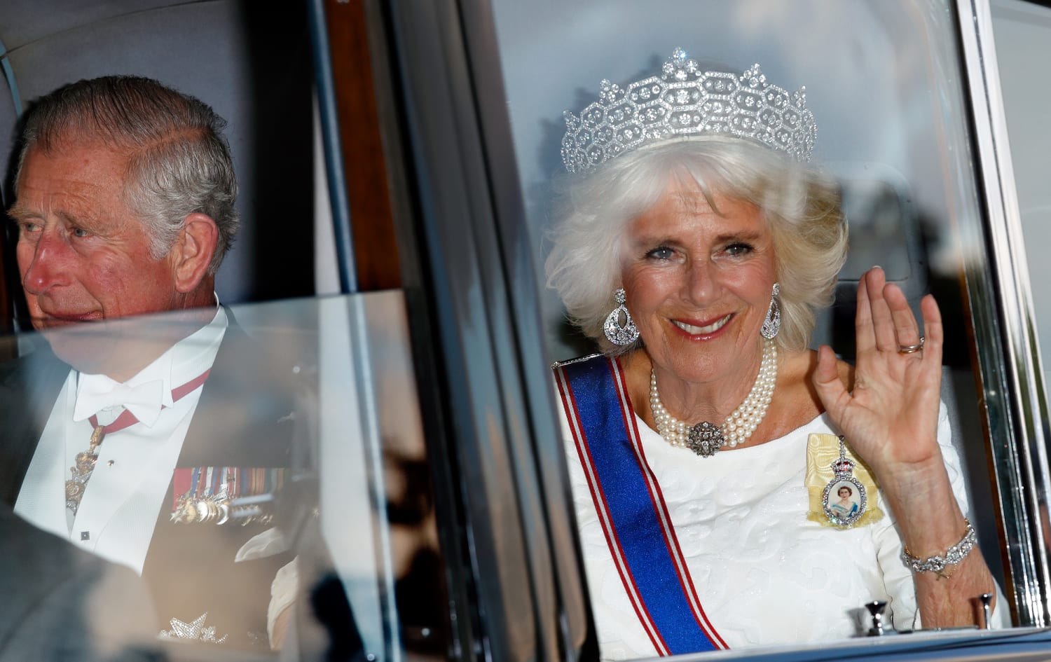 Queen Elizabeth announces she wants Camilla to be named Queen Consort when  Charles becomes king - CBS News