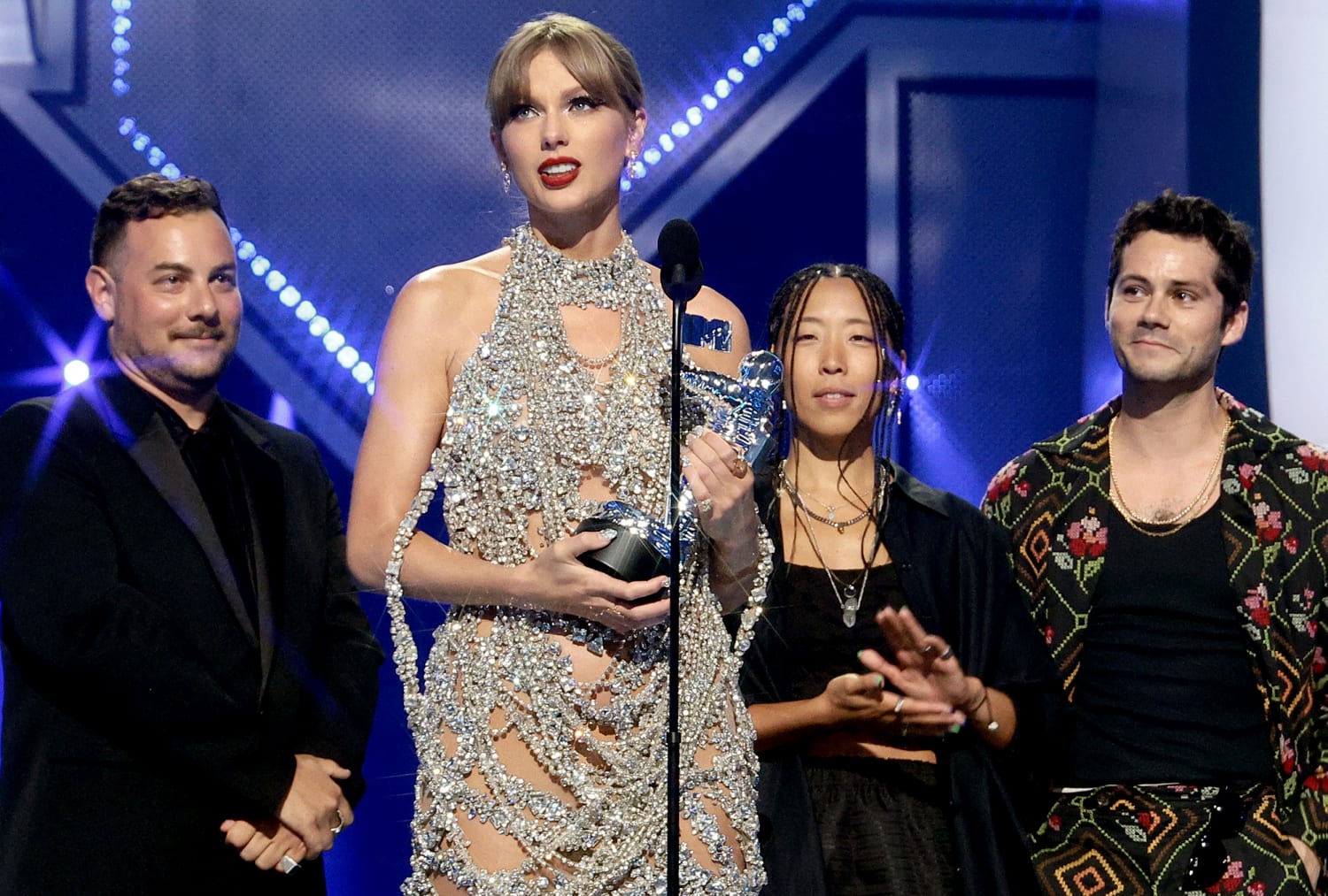 Taylor Swifts Sister Claire
