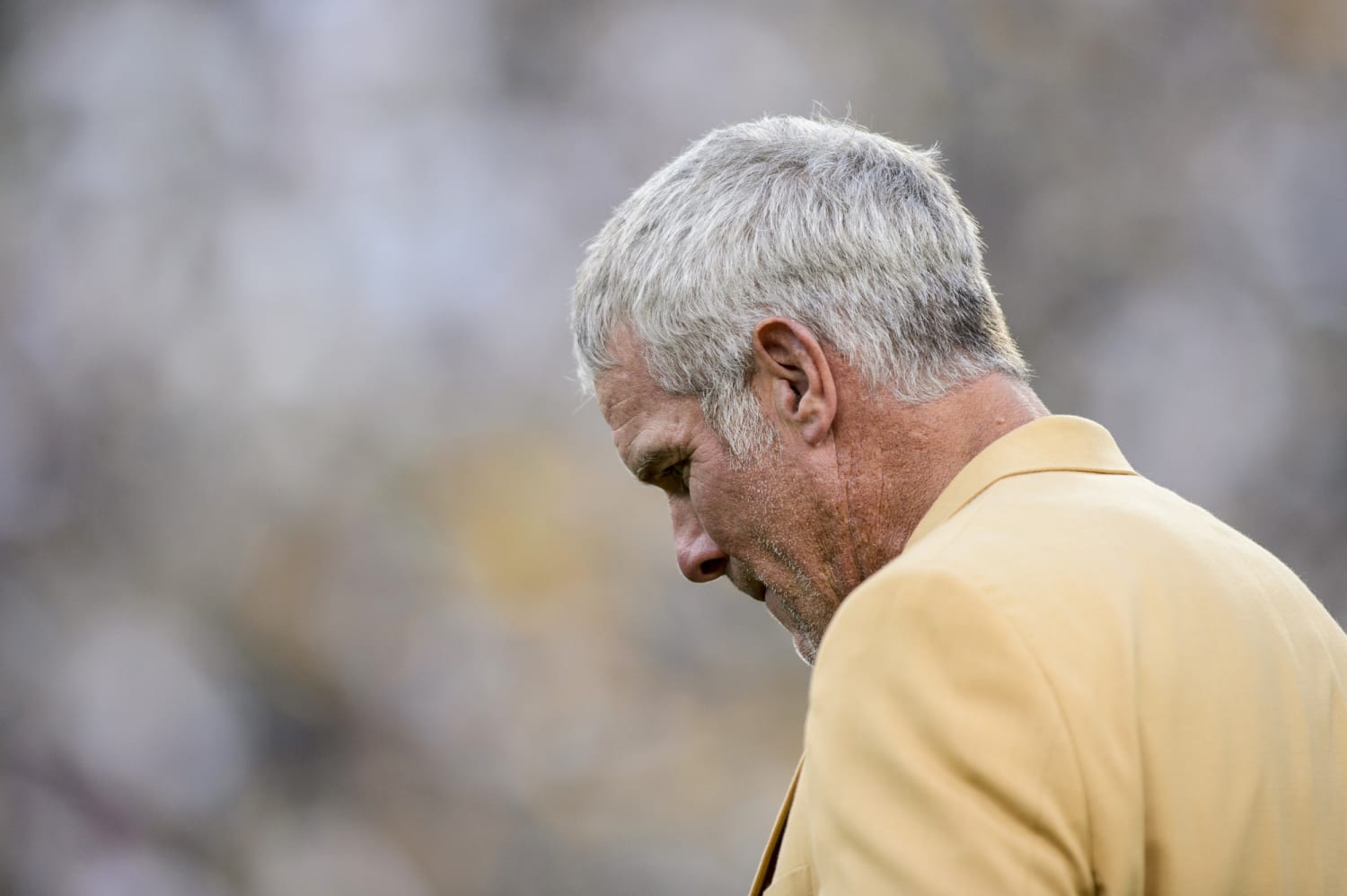 Latest Twist in Brett Favre Scandal Includes Concussion Cream