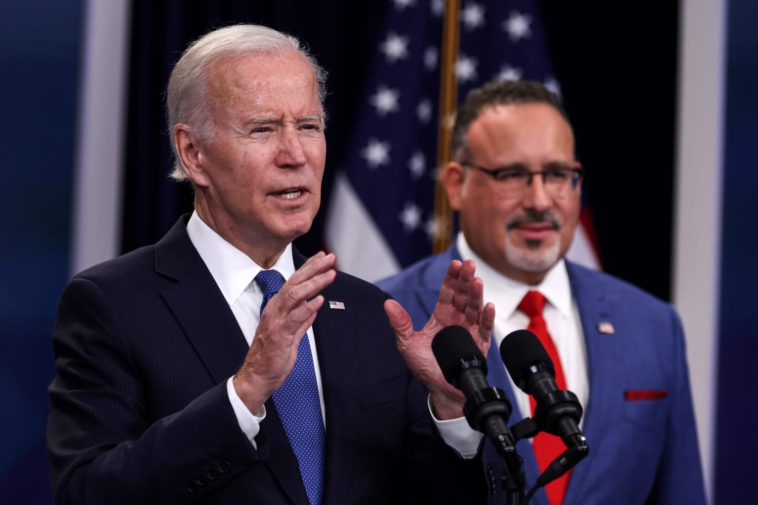 Biden’s student loan plan will stay blocked as Supreme Court decides to hear arguments