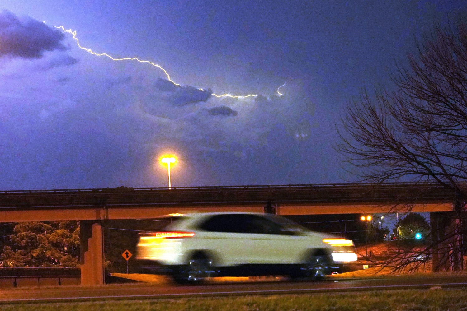 2 dead after tornadoes, storms rip across South, leave thousands without power