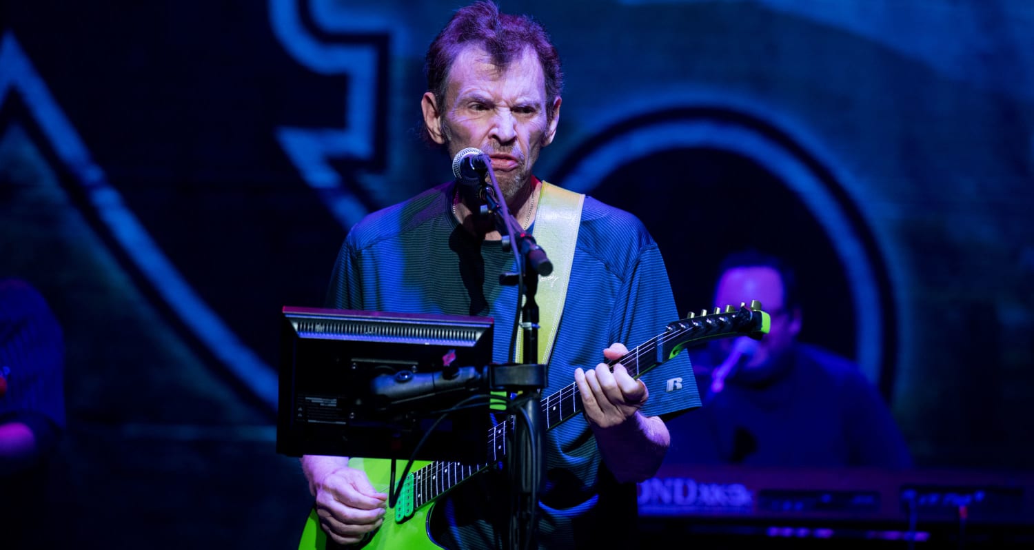 Jeff Cook, Co-Founder of Country Band Alabama, Dies at 73