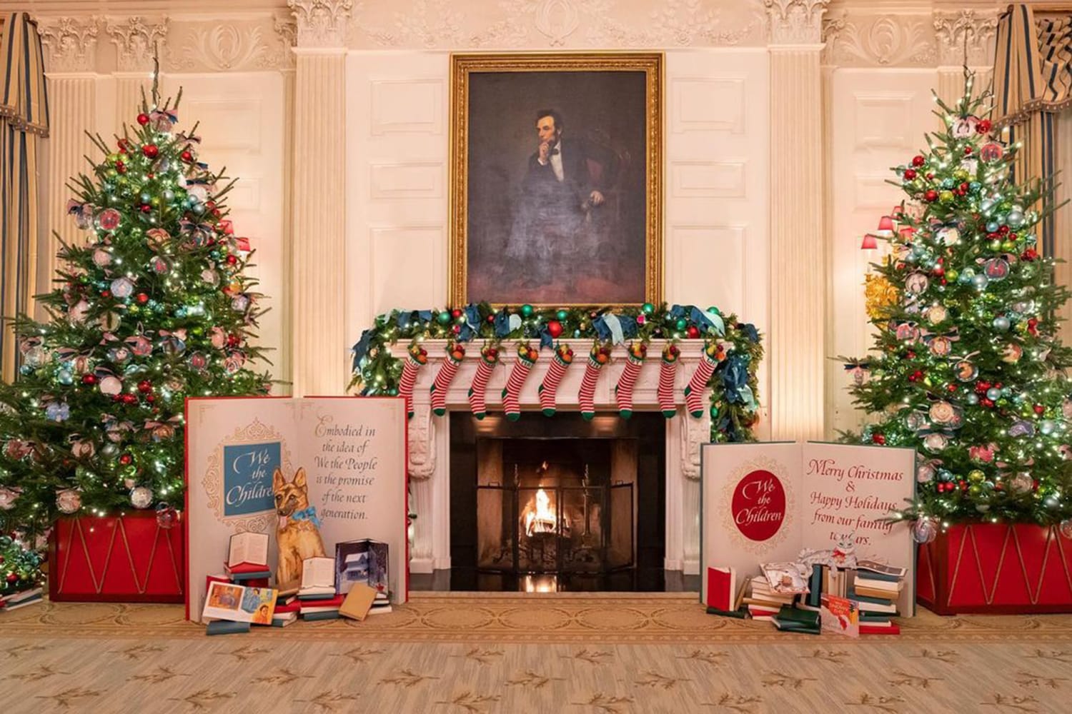 Jill Biden unveils White House holiday decorations