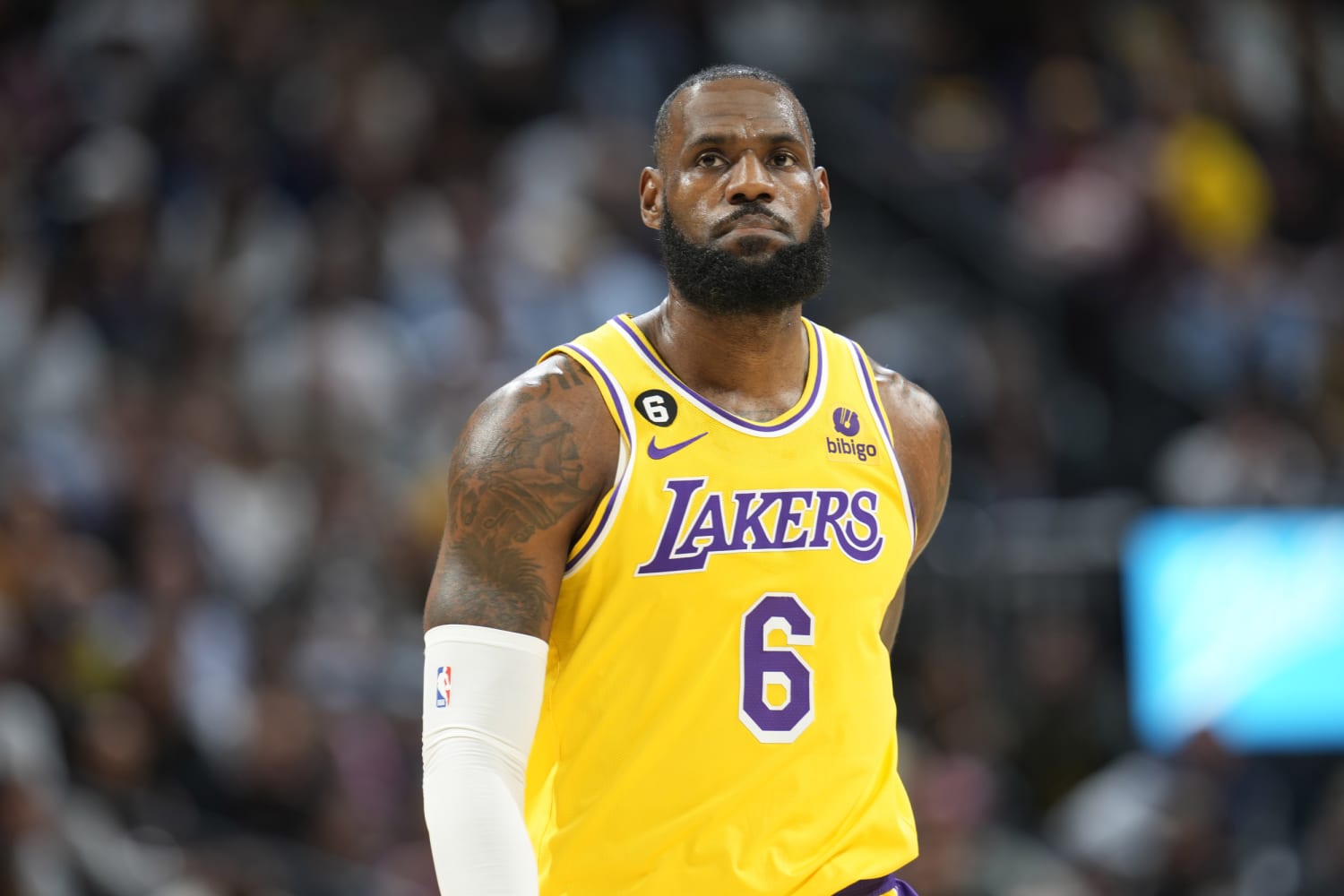 NBA Twitter reacts to LeBron's 48-point night on MLK Day: 'He is still HIM