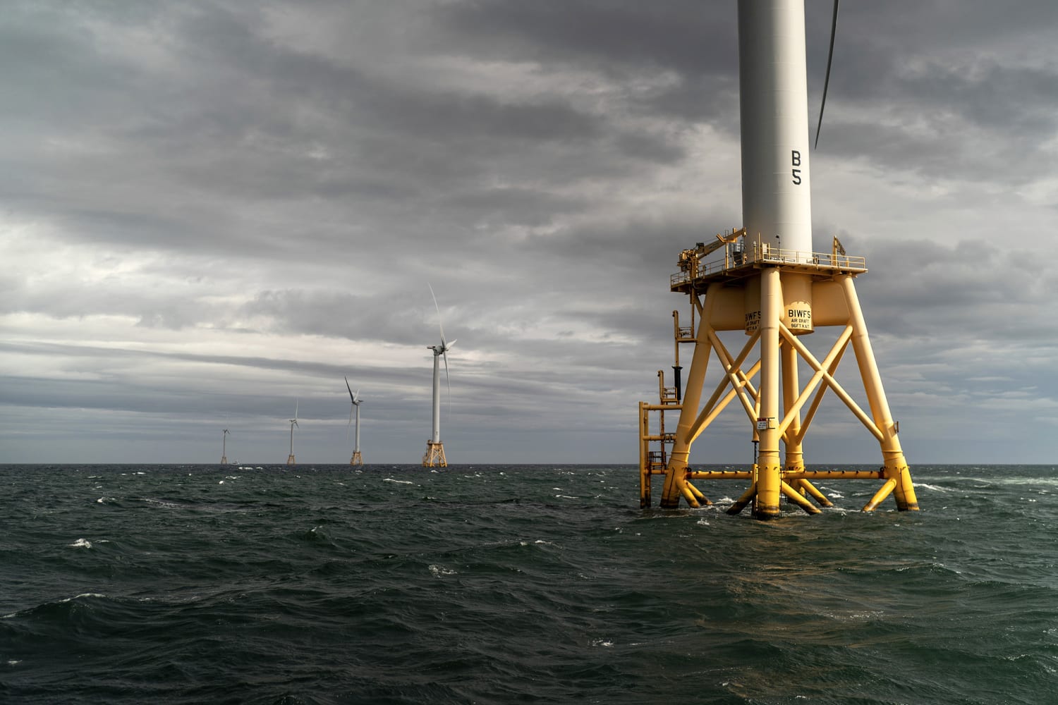 Sale jumpstarts floating, offshore wind power in U.S. waters