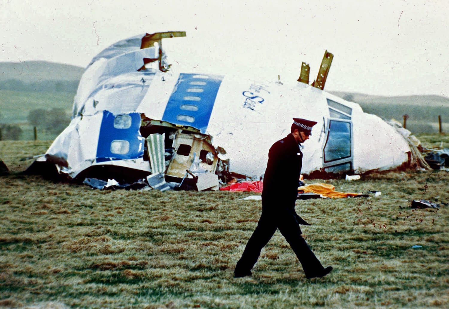 Самолет 1988. Взрыв Boeing 747 над Локерби.