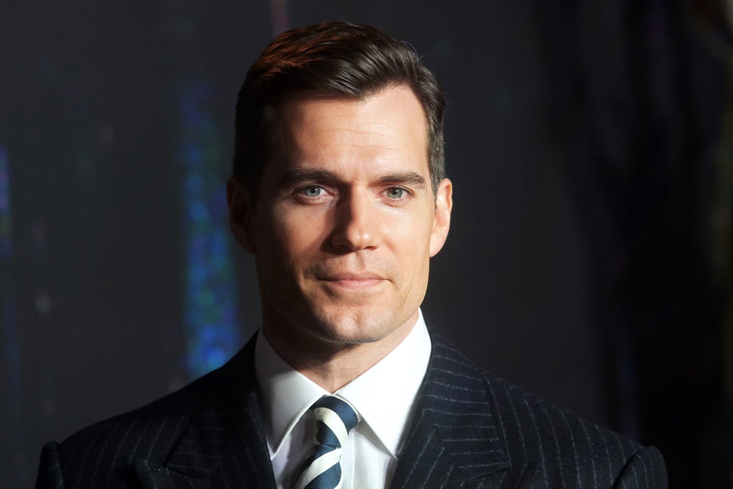 Henry Cavill declares official return as Superman - Xfire