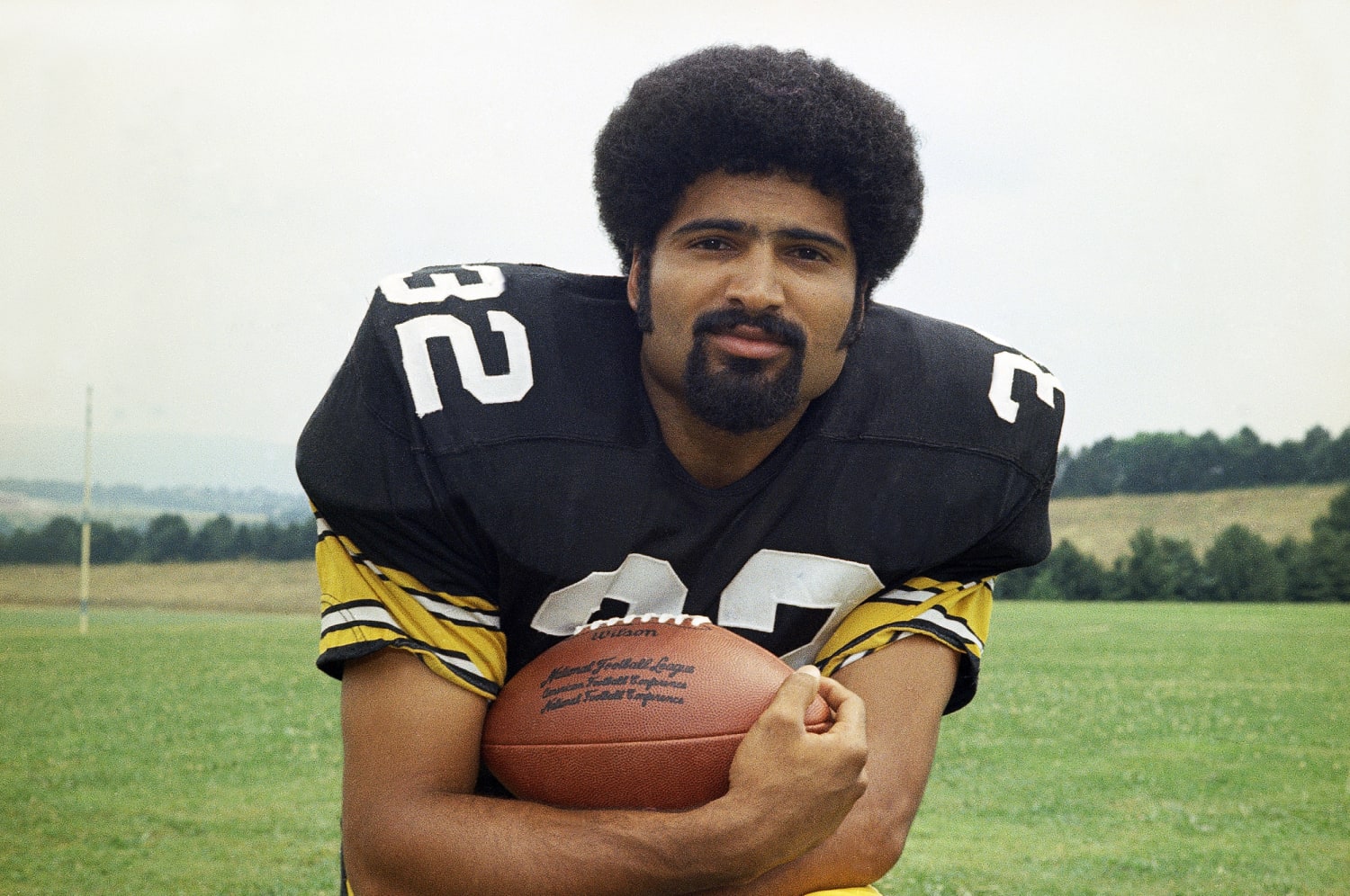 Franco Harris, legendary Steelers running back who made 'The Immaculate  Reception,' dies at 72