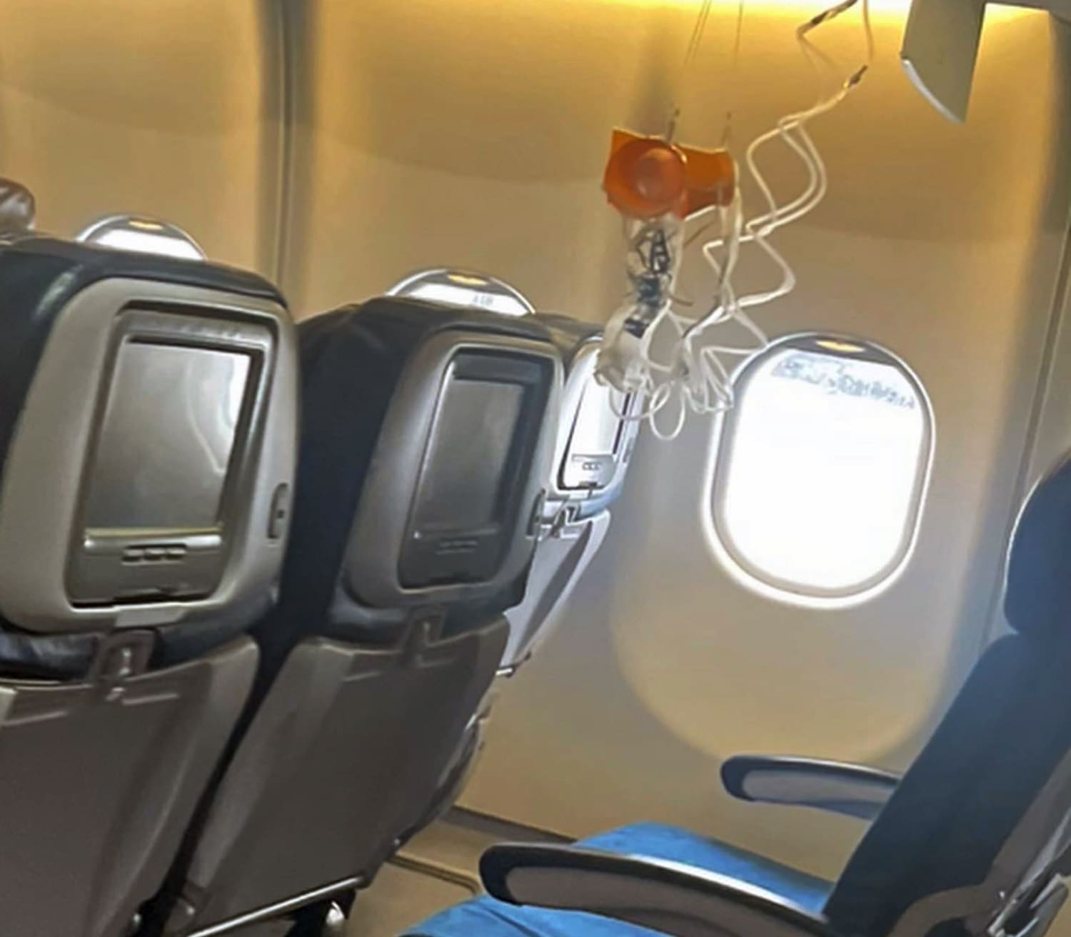 Hawaiian Airlines Flight Passengers Injured After Severe Turbulence