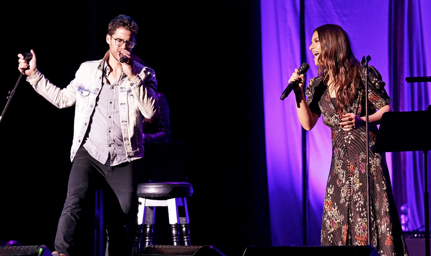 Lea Michele and Darren Criss reunite to sing a Glee favorite in