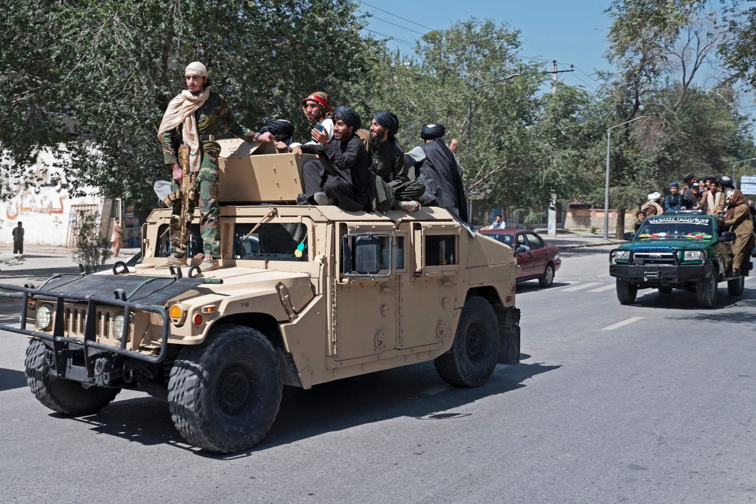 Wrecked Cars in the US Transported to Afghanistan