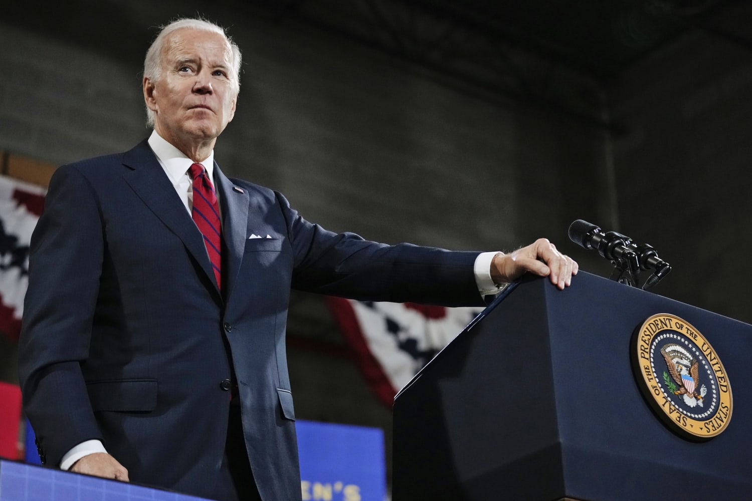 Biden's notebooks among items seized by FBI in Delaware home search
