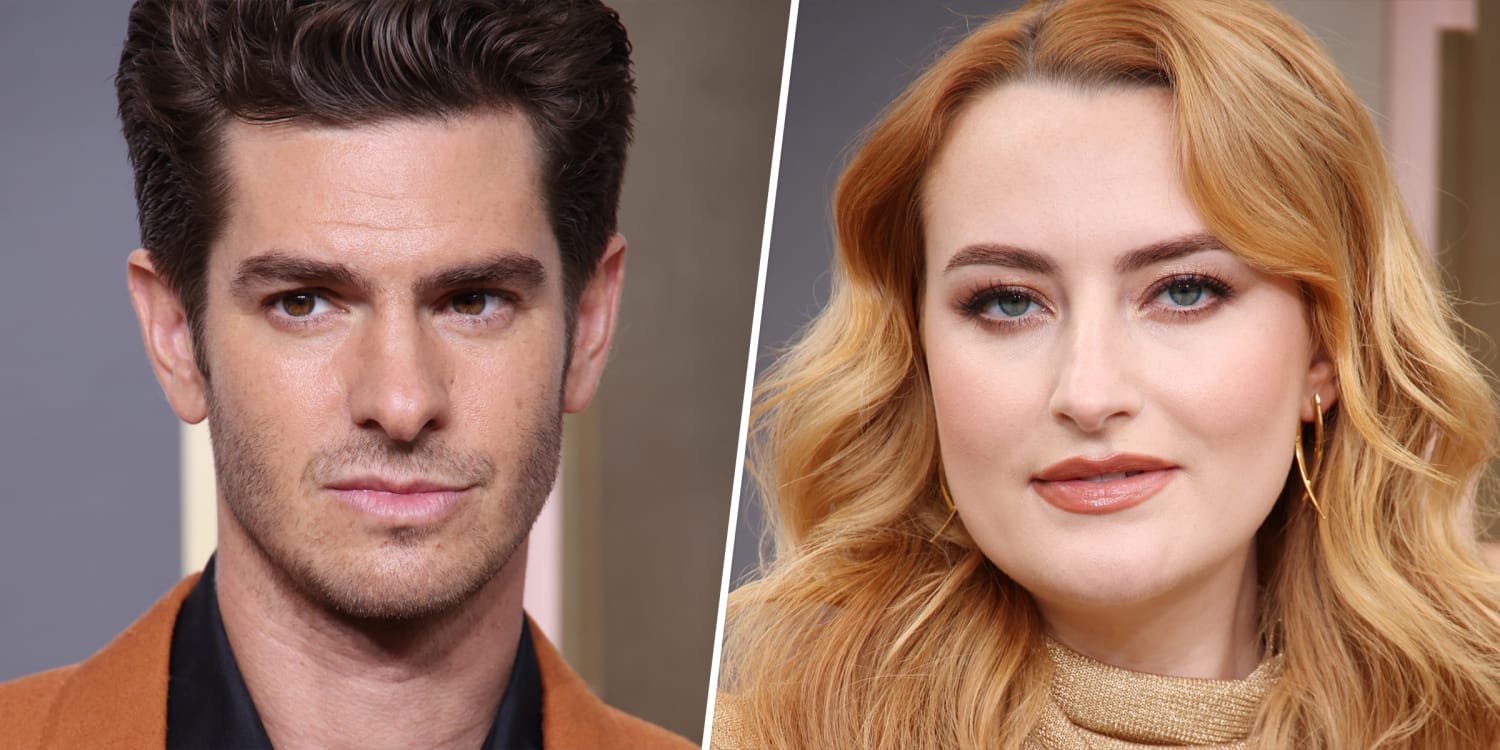 Andrew Garfield Flirting With A Red Carpet Interviewer Has Us Blushing