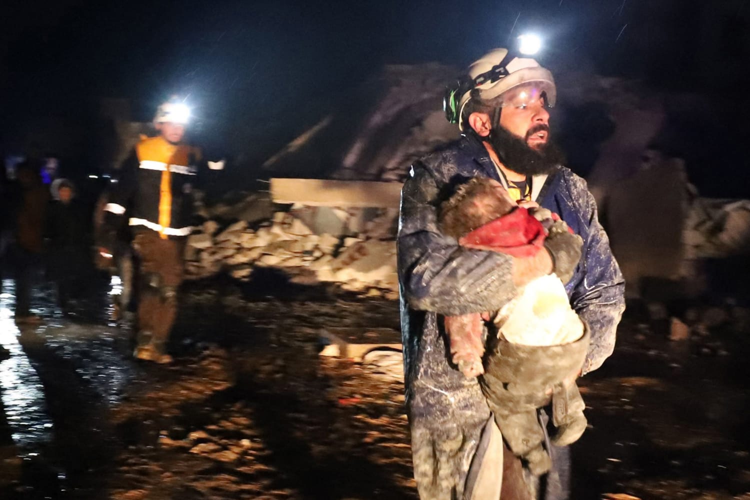 21 people rescued after being trapped overnight on New Mexico