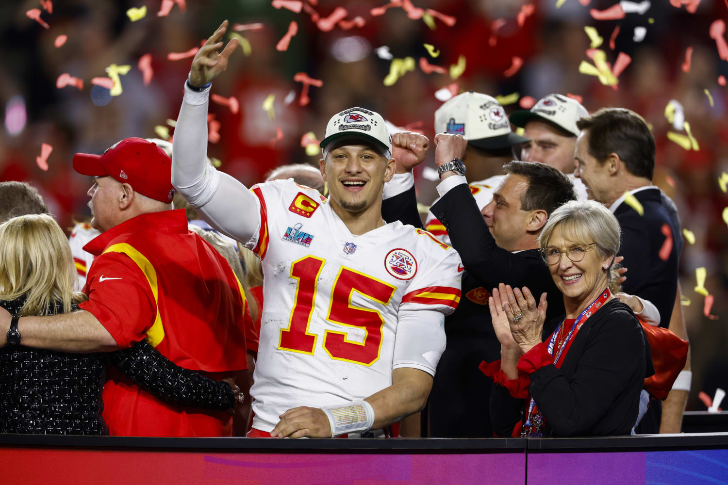 Super Bowl 2023: Chiefs vs. Eagles live updates